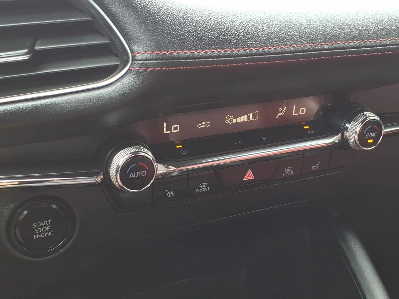 Used 2022 Polymetal Gray Metallic Mazda Carbon Edition image 17