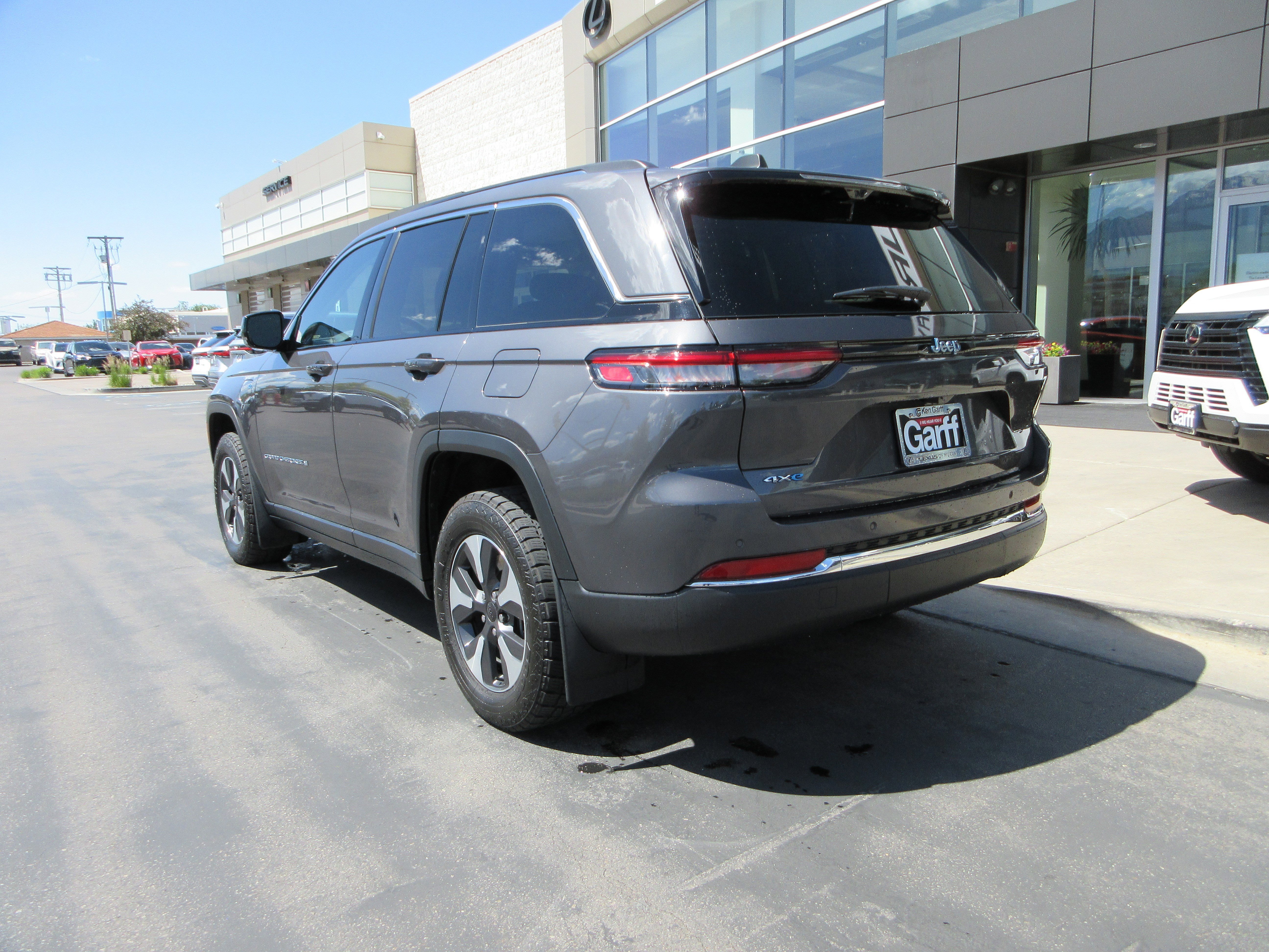 Used 2022 Baltic Gray Metallic Clearcoat Jeep 4xe image 8