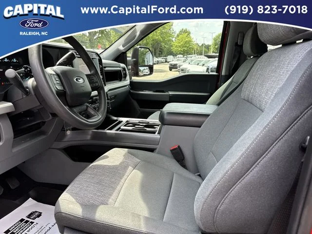 Used 2024 Red Ford XLT image 19