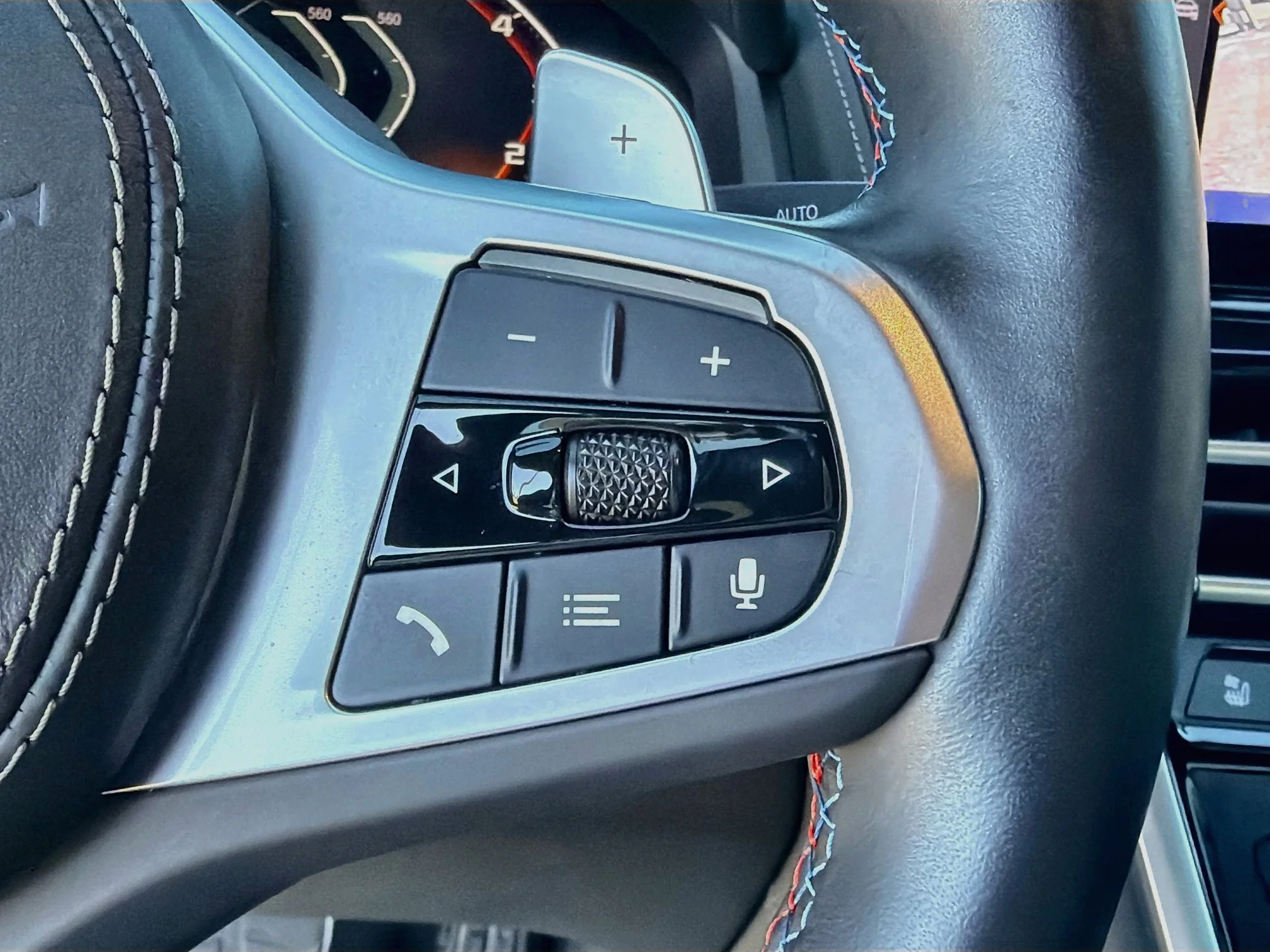 Used 2024 Carbon Black Metallic BMW M850i image 39