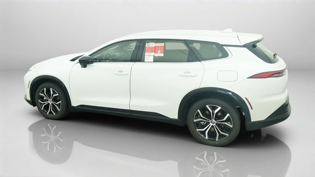 New 2026 Oxygen White Toyota XLE image 15