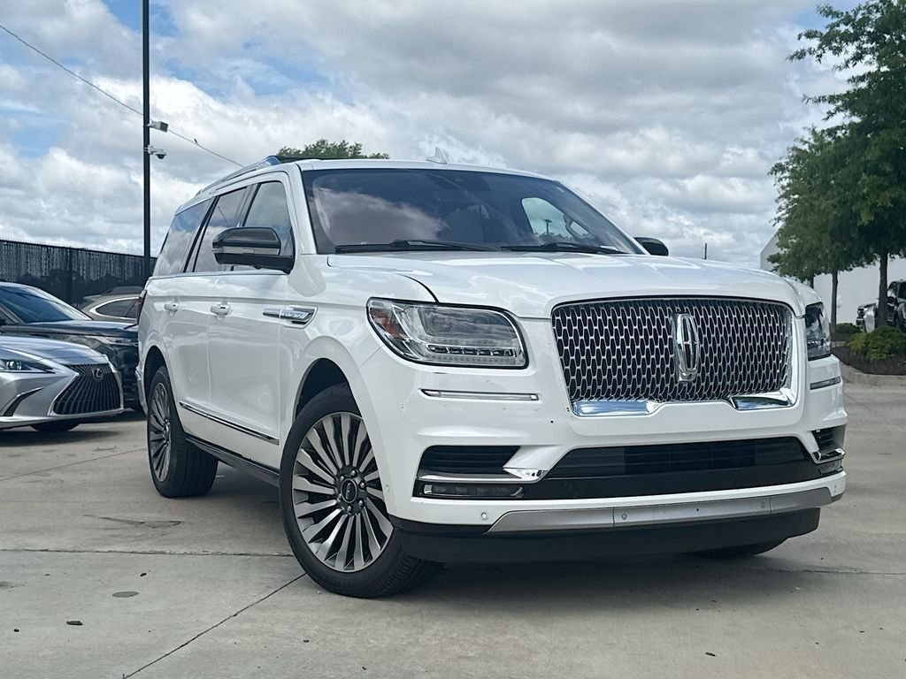 Used 2020 White Lincoln Reserve image 1