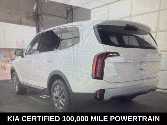 Used 2024 White Kia LX image 2