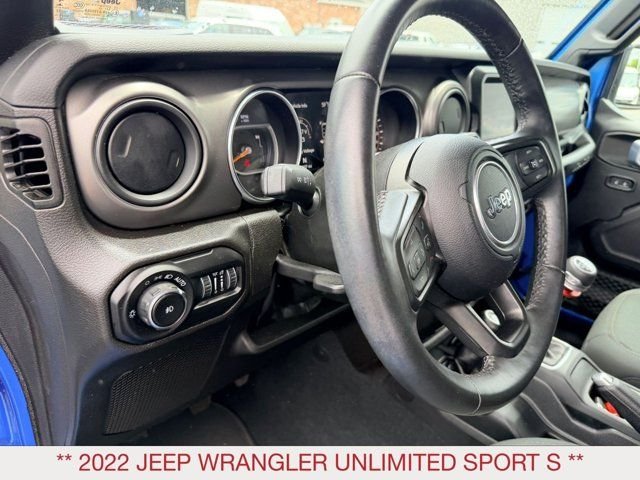 Used 2022 Blue Jeep Unlimited Sport S image 14