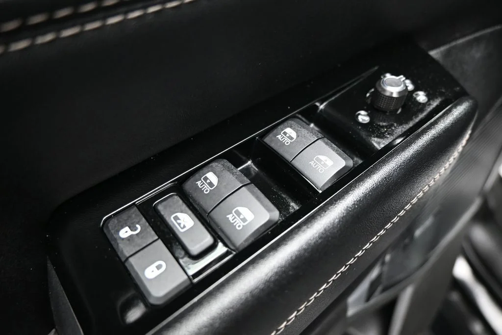 Used 2025 Black Jeep Series III image 11