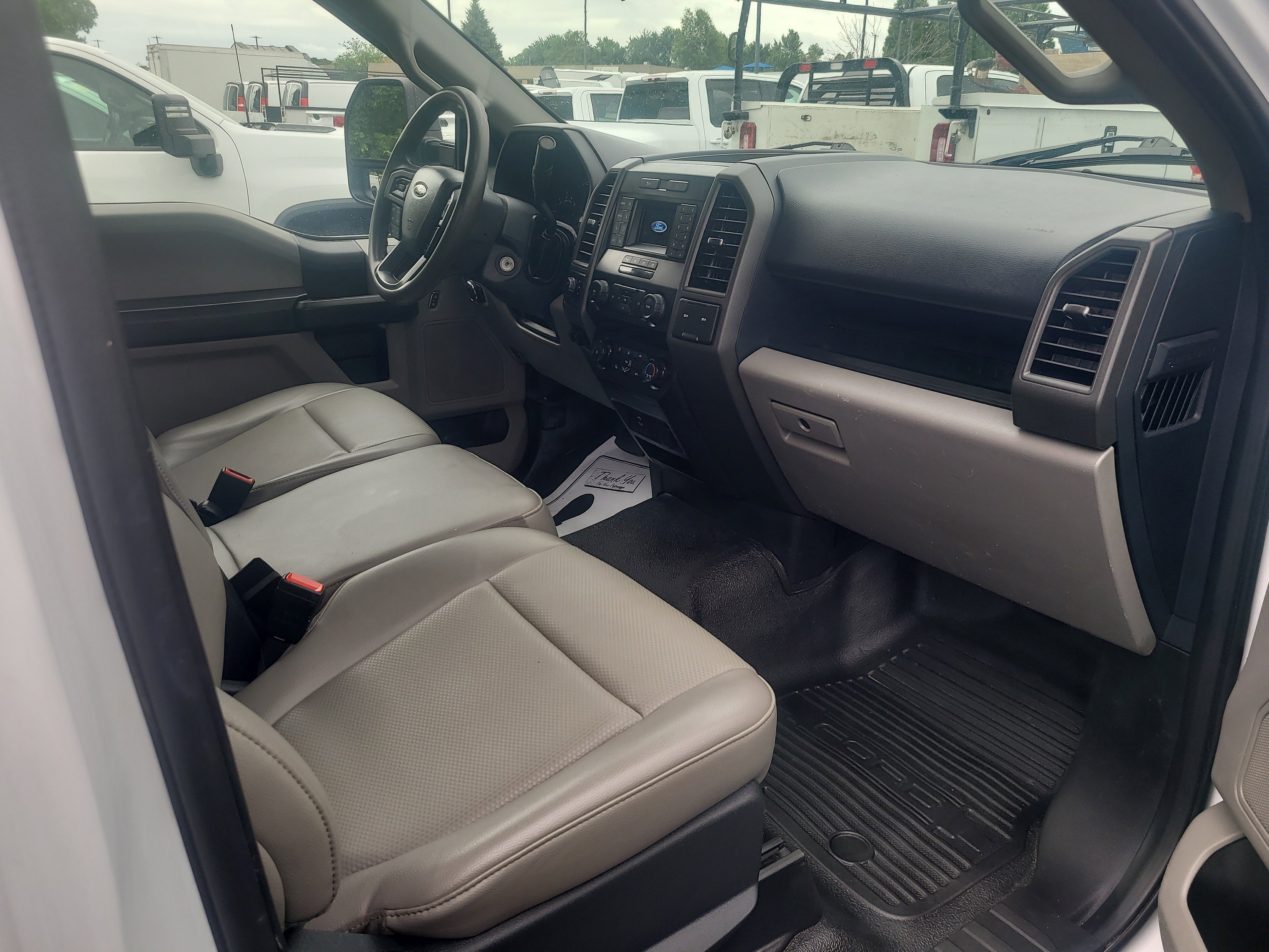 Used 2022 Oxford White Ford XL image 17