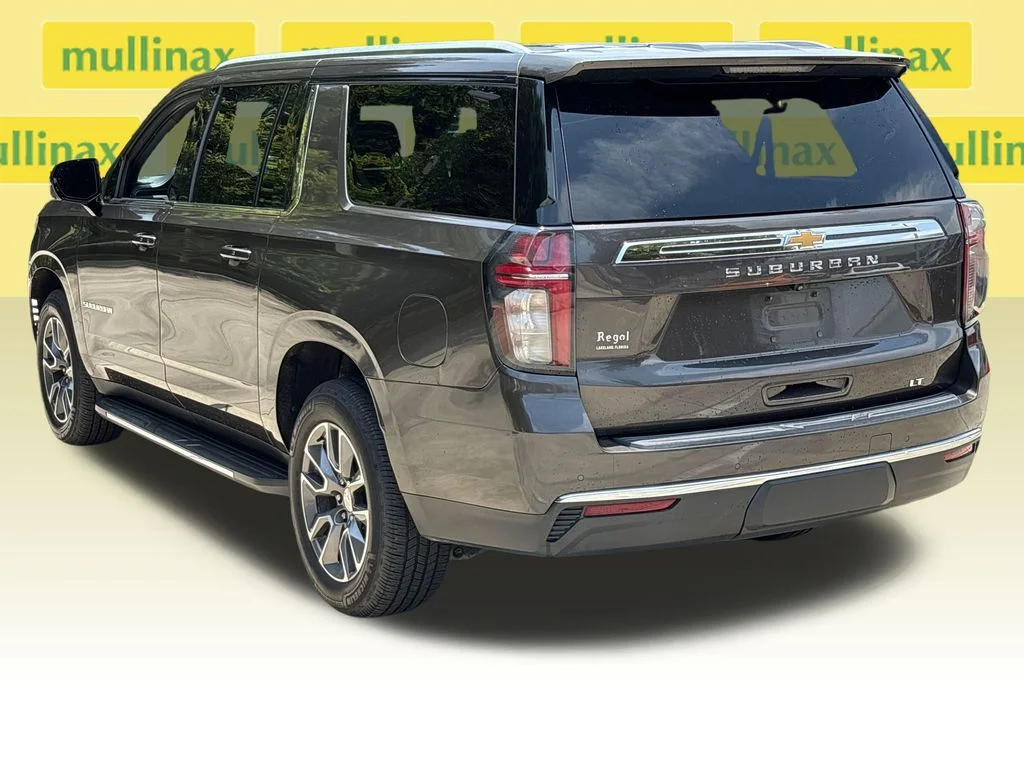 Used 2021 Gray Chevrolet LT image 10
