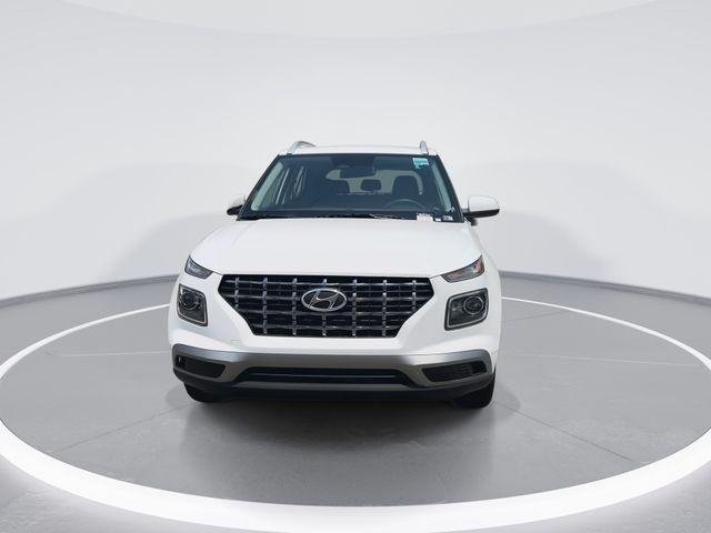New 2026 White Hyundai SEL image 3
