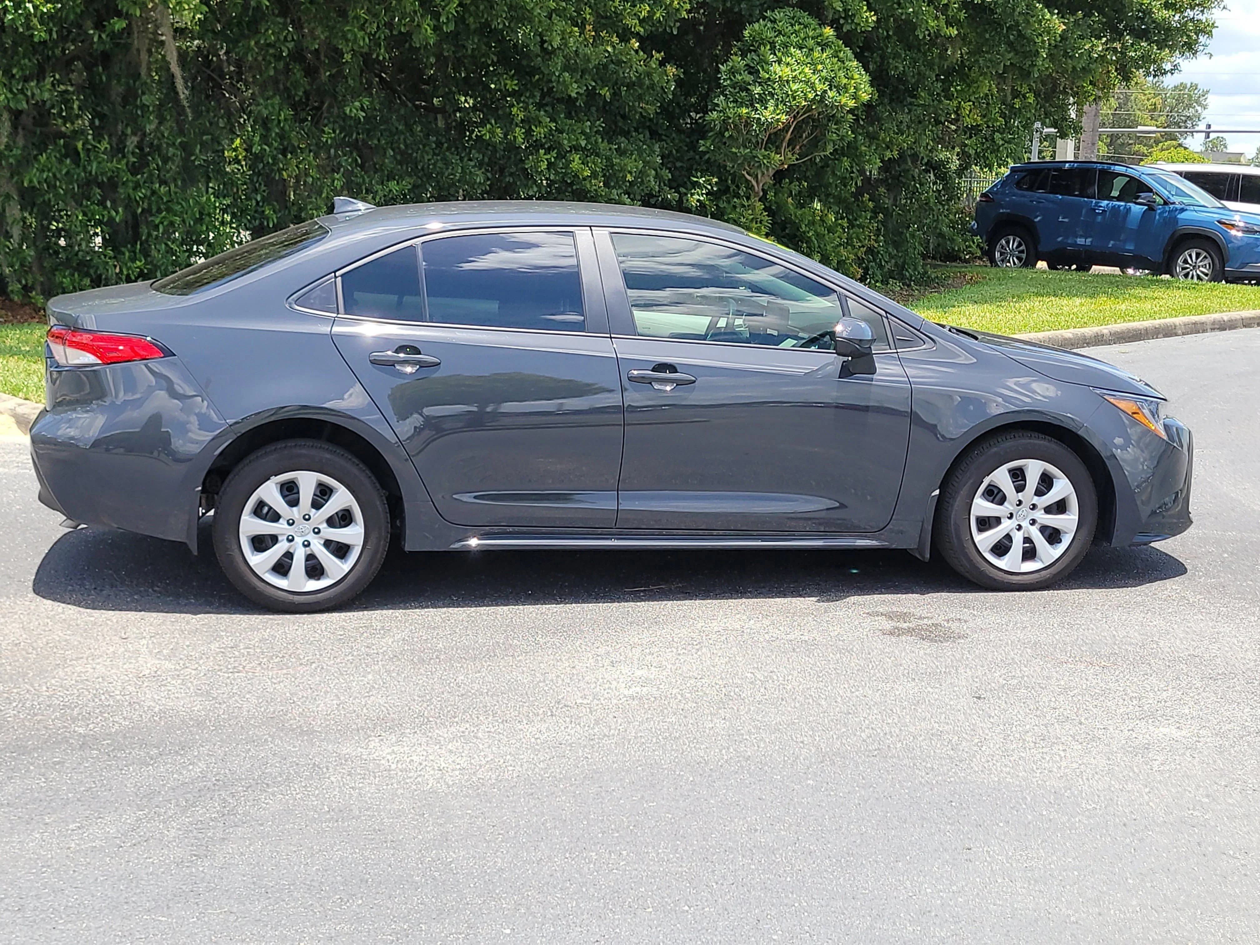 Certified Used 2025 Underground Toyota LE image 7