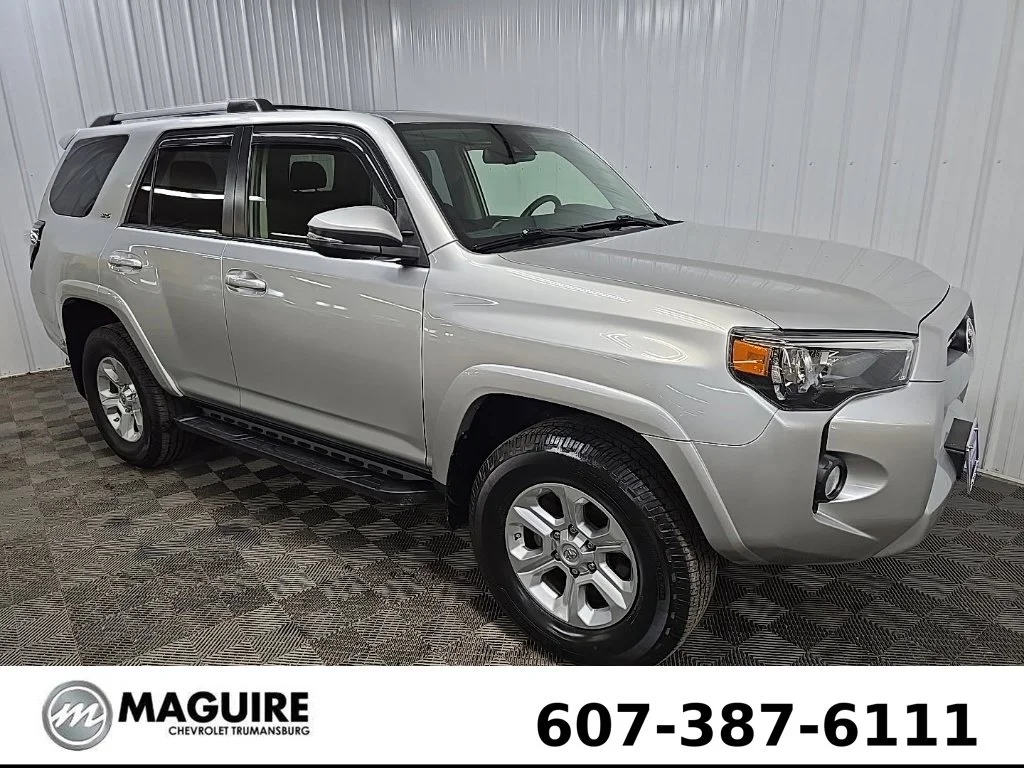 Used 2020 Silver Toyota SR5 Premium image 7