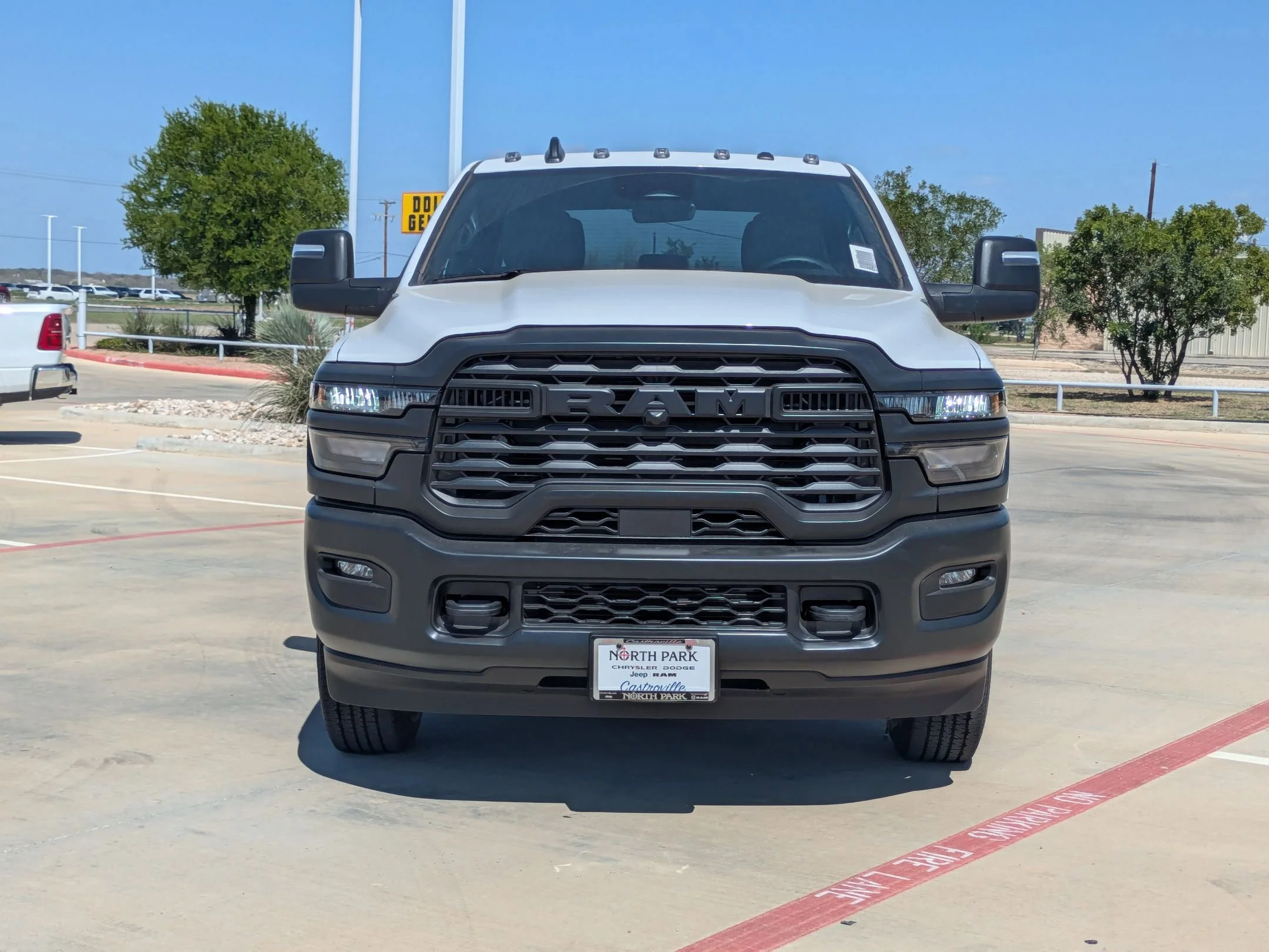 New 2026 Bright White Clearcoat RAM Tradesman image 8