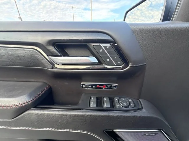 Used 2023 White GMC AT4X image 12