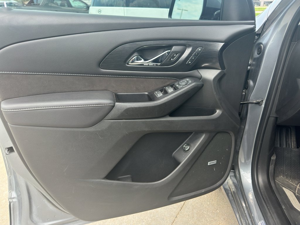 Used 2020 Satin Steel Metallic Chevrolet High Country image 14