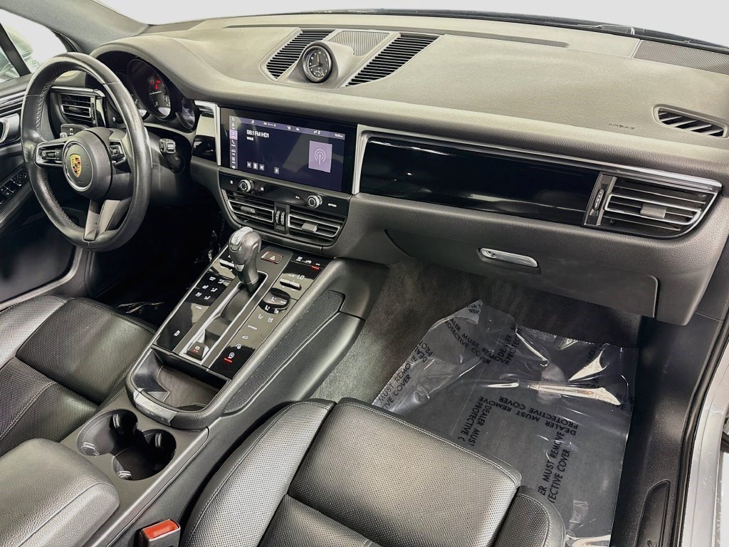 Used 2023 Dolomite Silver Metallic Porsche Base image 26