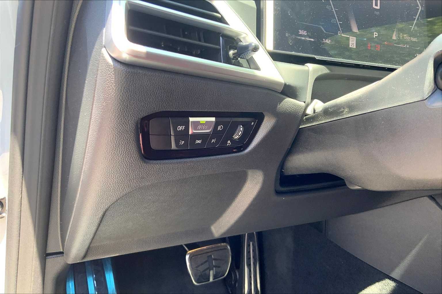Used 2025 Brooklyn Grey Metallic BMW M440i xDrive image 18