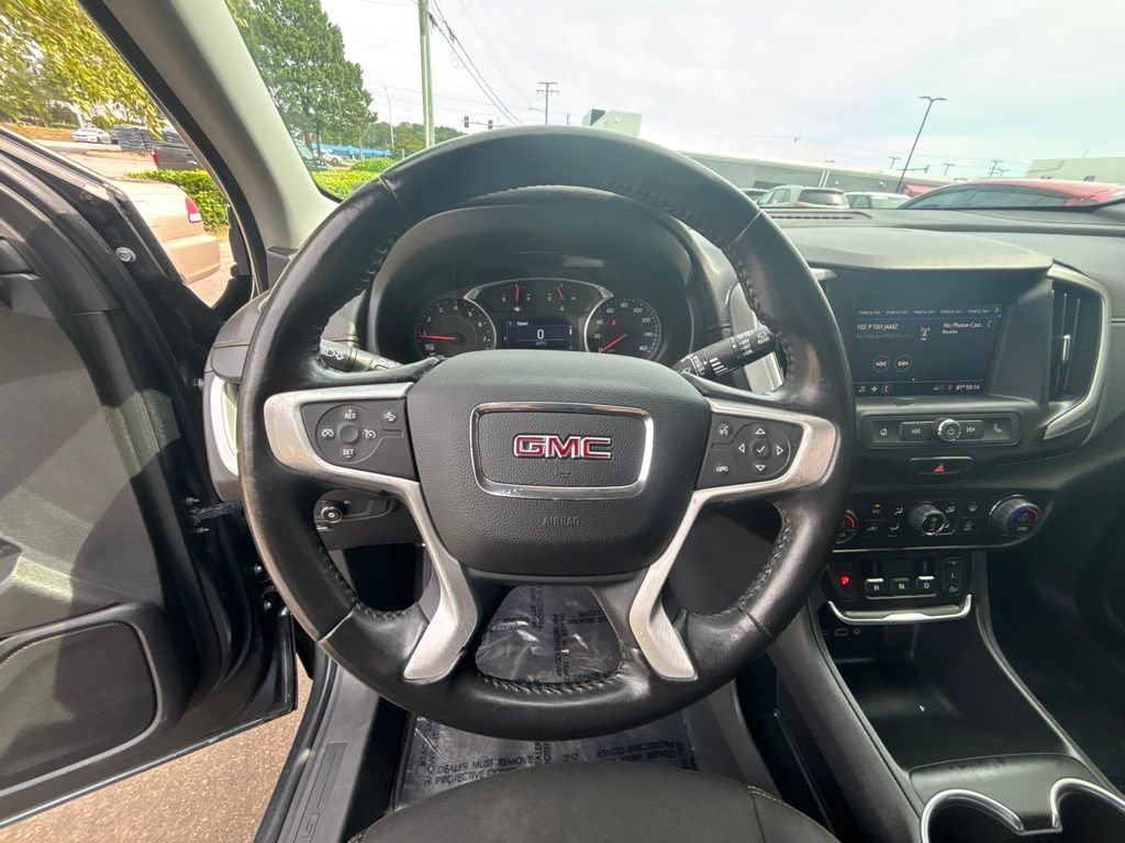 Used 2020 GRAPHITE GRAY METALLIC GMC SLE image 19