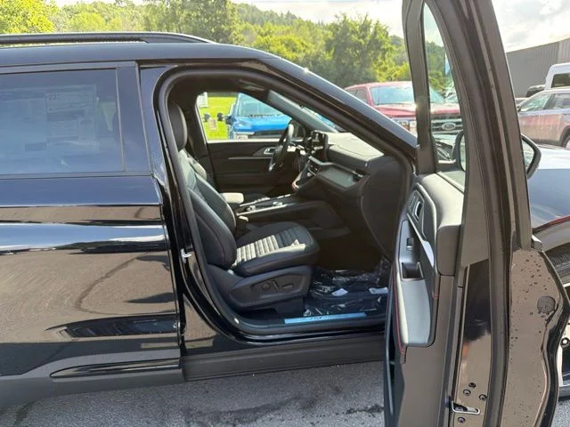 New 2026 Agate Black Metallic Ford ST-Line image 98