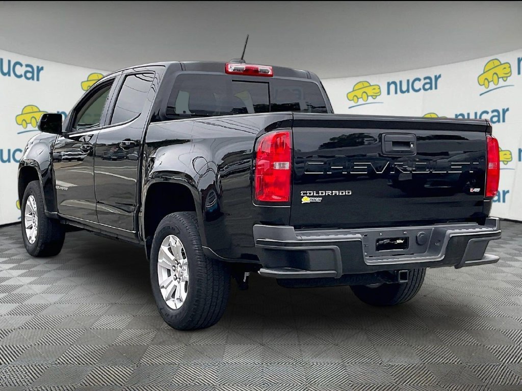 Used 2022 Black Chevrolet LT image 4