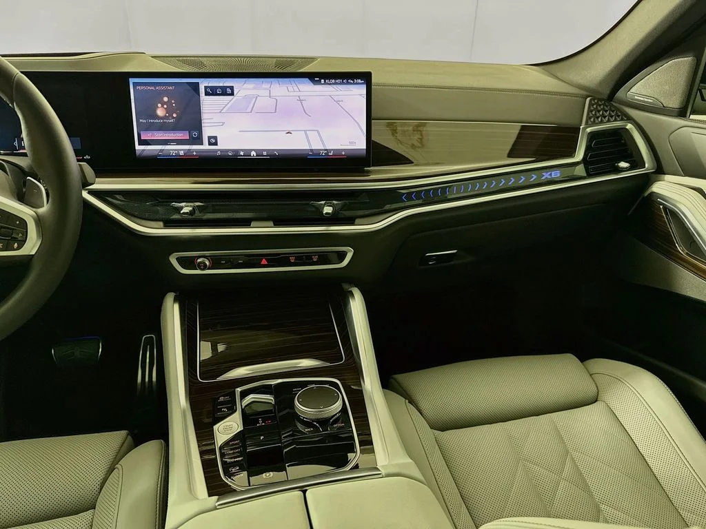 Used 2026 White BMW xDrive40i image 31