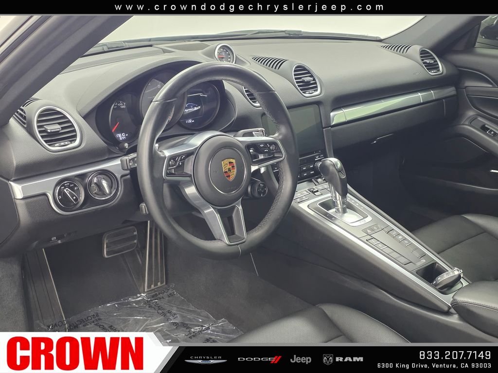 Used 2021  Porsche S image 19