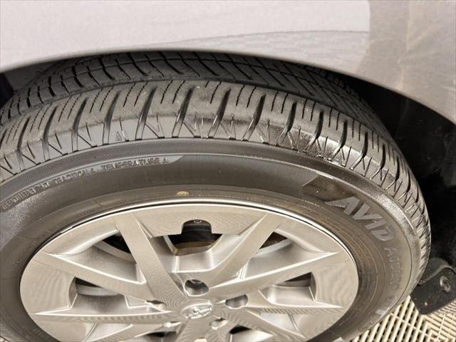 Certified Used 2017 MAGNETIC GRAY MET. Toyota  image 21