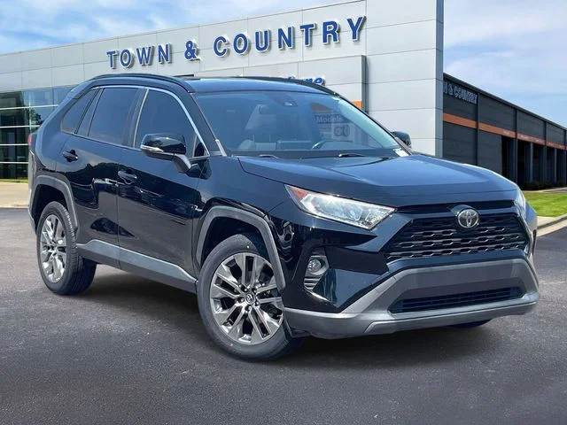 2019 Toyota RAV4 XLE Premium