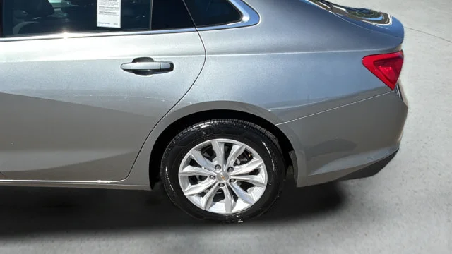 Used 2025 Sterling Gray Metallic Chevrolet 1LT image 37