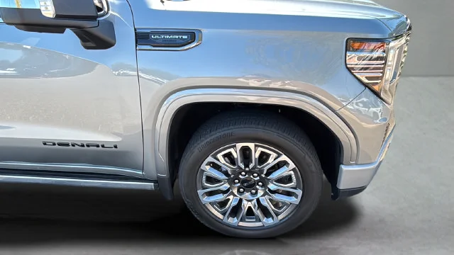 Used 2024 Silver GMC Denali Ultimate image 35