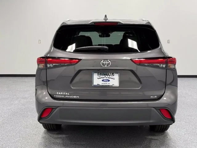 Used 2023 Gray Toyota XLE image 10