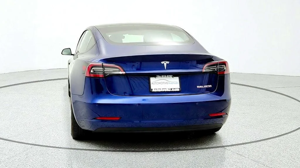 Used 2022 Deep Blue Metallic Tesla Performance AWD image 6