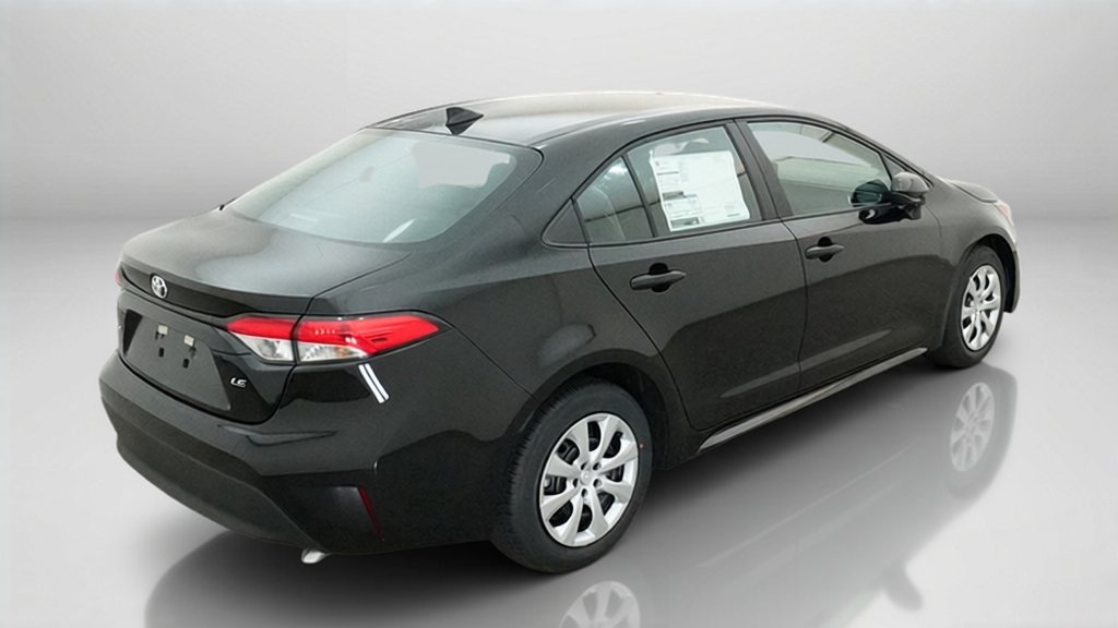 New 2027 Inked Toyota LE image 9