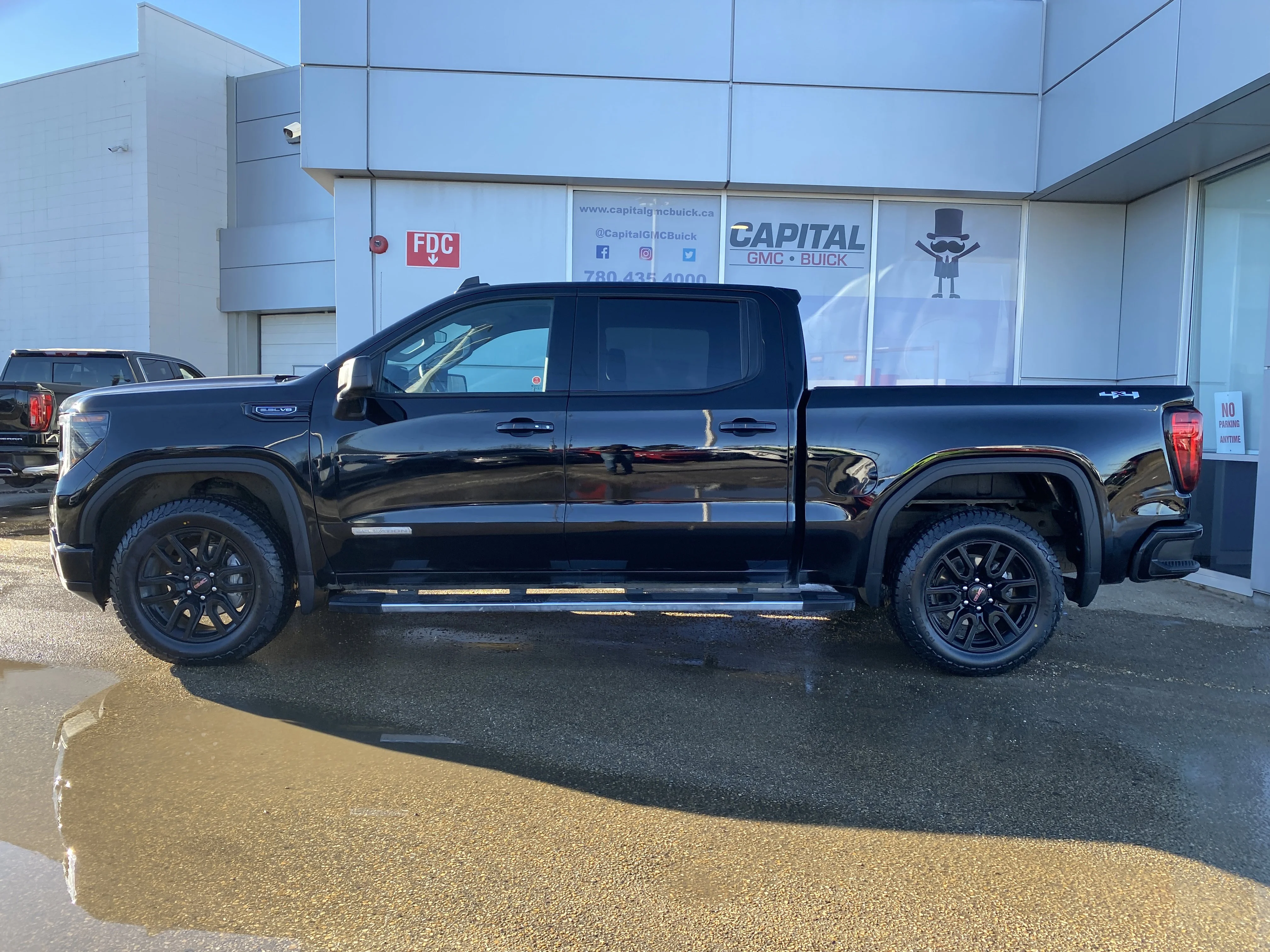 Certified Used 2025 Black GMC Crew Cab Elevation * BUCKETS * 5.3L V8 * image 2