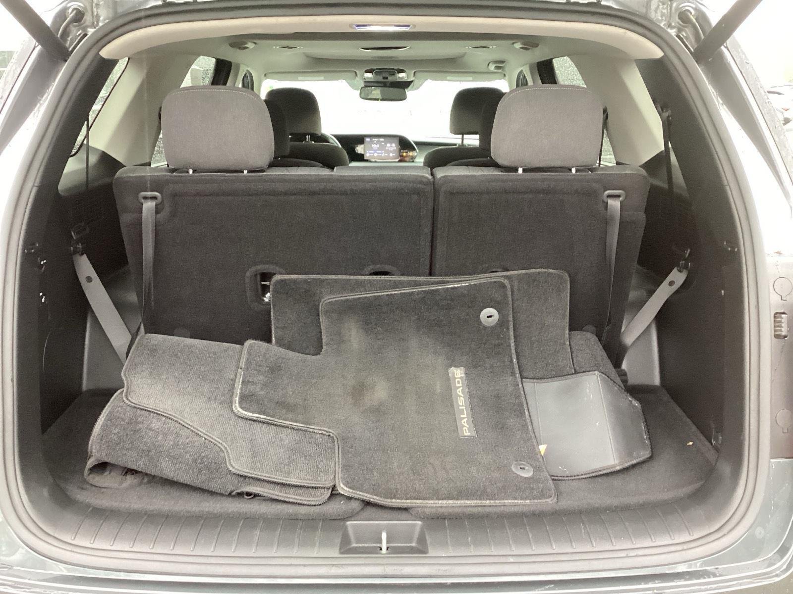 Used 2022 Steel Graphite Hyundai SEL image 7