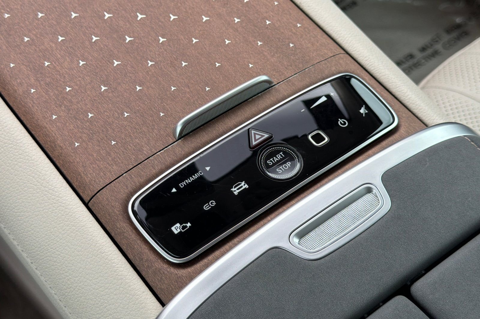 Certified Used 2024 Green Mercedes-Benz 450 image 23