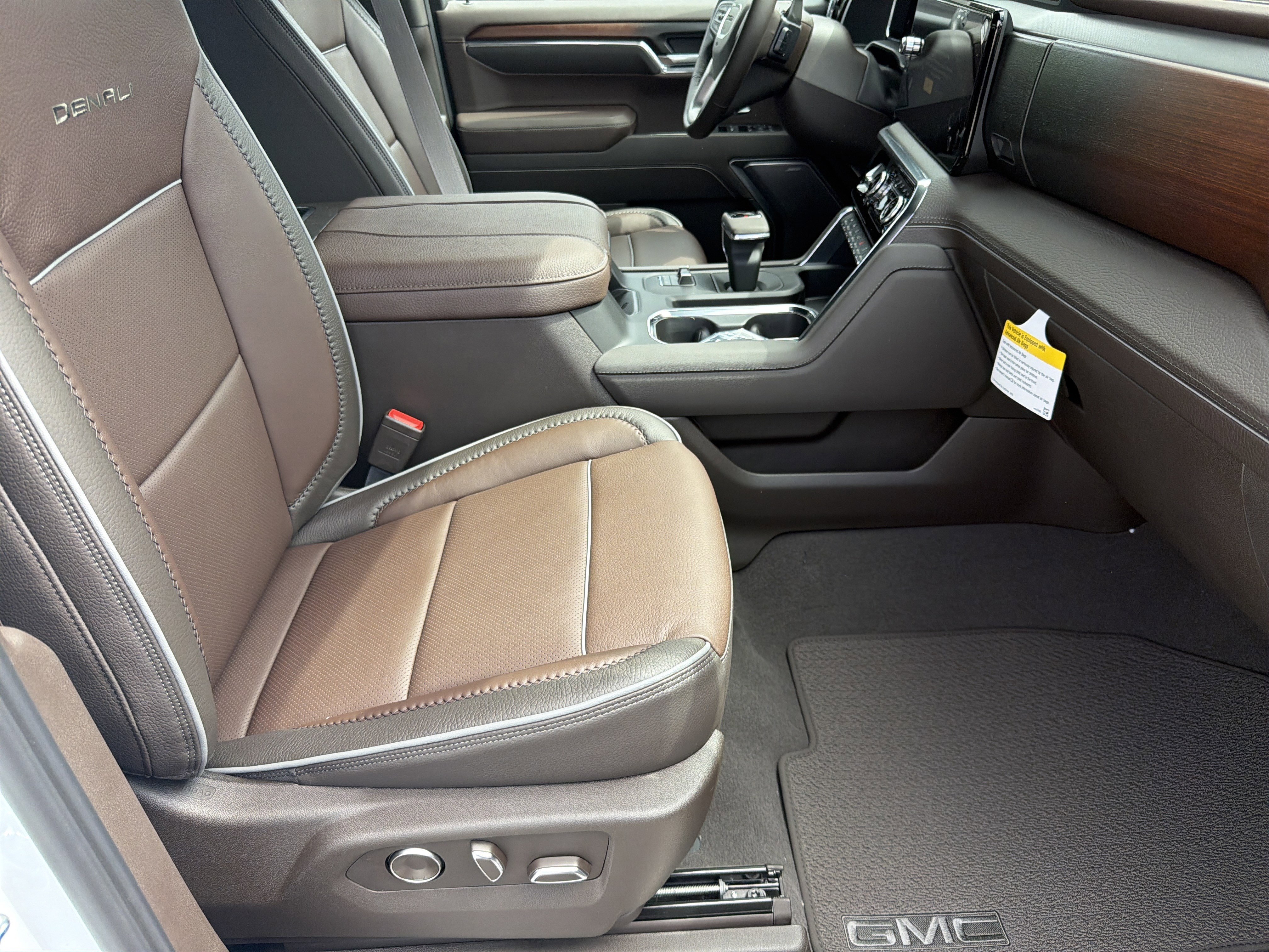 2026 GMC Sierra 1500 Denali - Photo 13