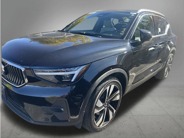 2023 Volvo XC40 Ultimate