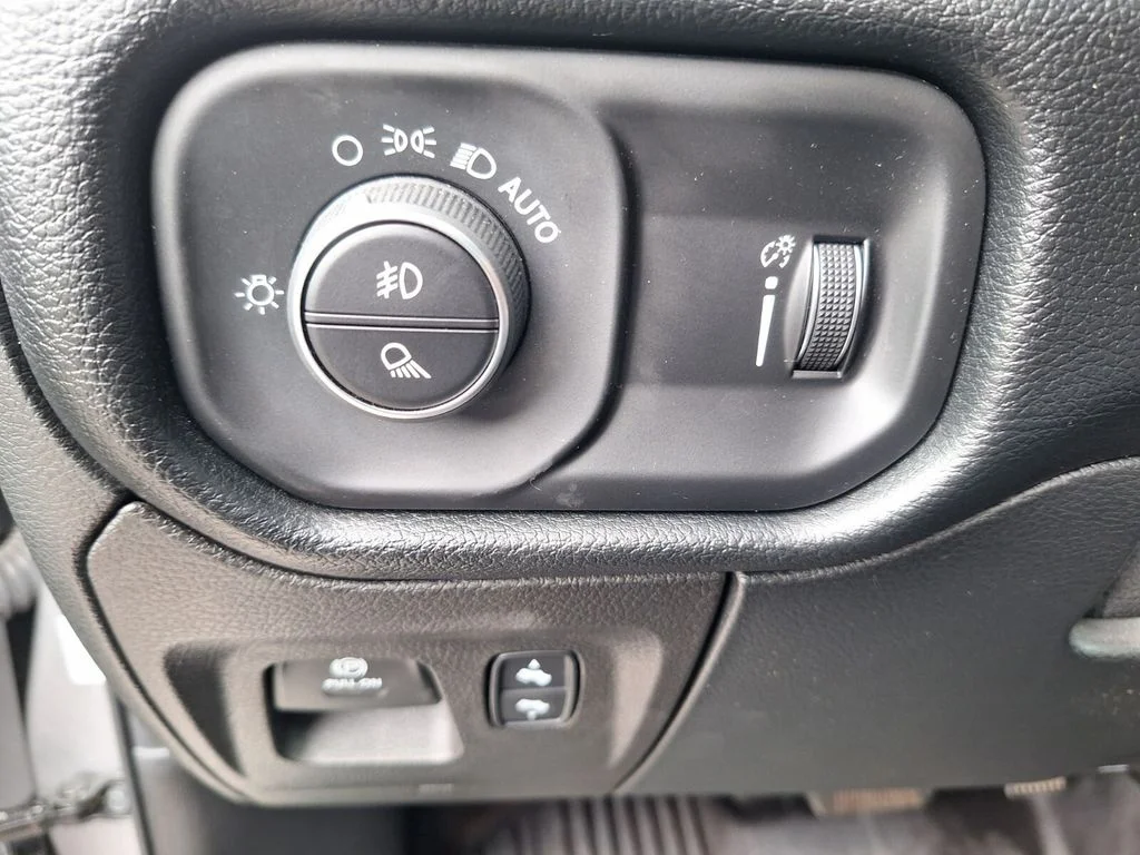 Used 2021 Silver Ram Rebel image 12