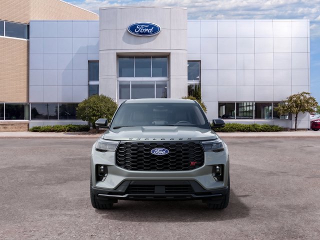 New 2027 Avalanche Ford ST image 3