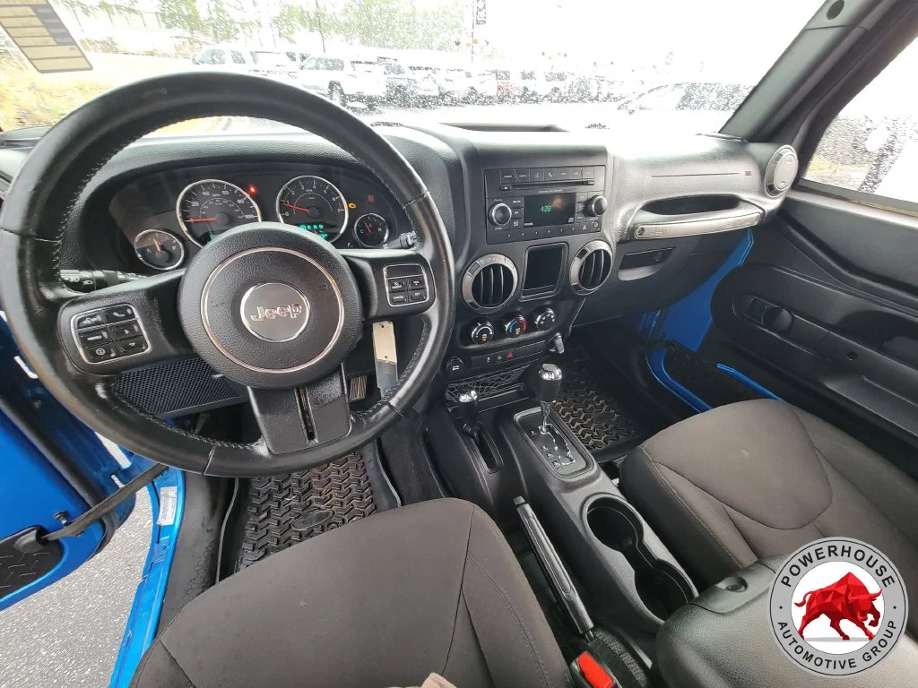 Used 2015 Blue Jeep Sport image 16