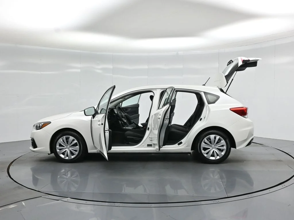 Used 2021 White Subaru Base image 28