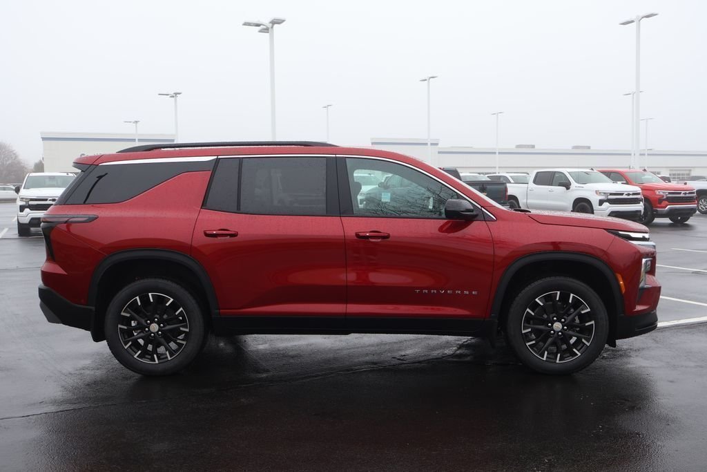 2026 Chevrolet Traverse LT - Photo 9