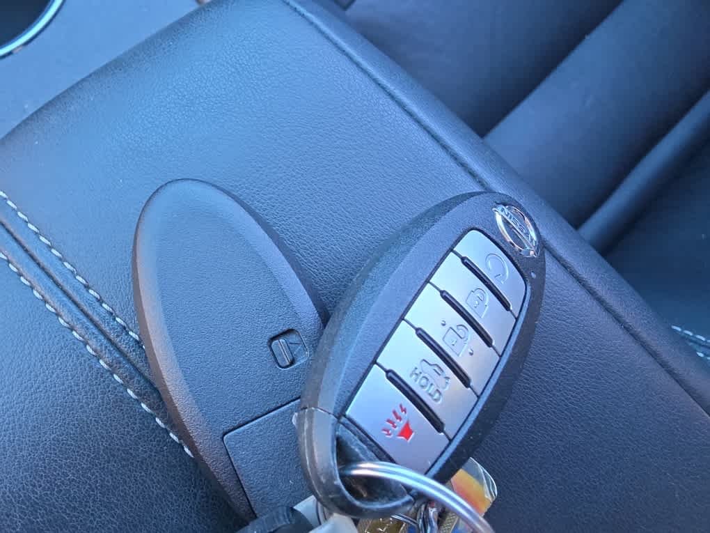 Used 2019 Super Black Nissan 2.5 SL image 34