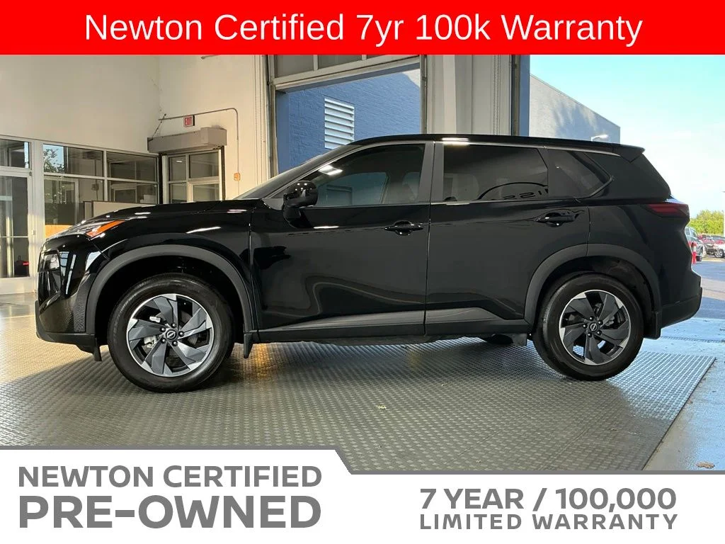 Certified Used 2025 Super Black Nissan SV image 4