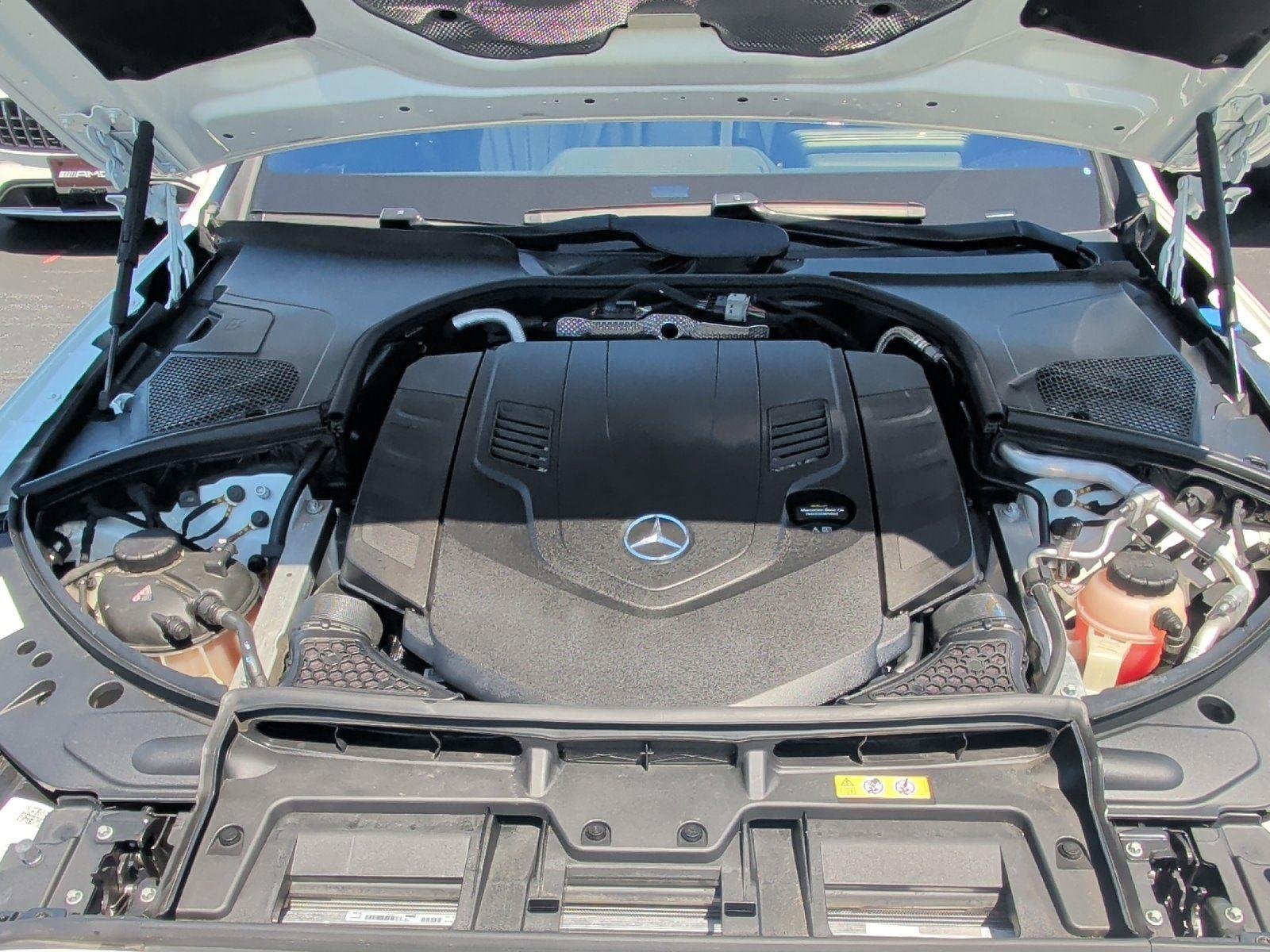 Used 2022 MANUFAKTUR Diamond White Mercedes-Benz S 580 image 9