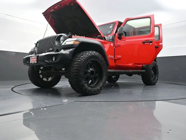 Used 2018 Red Jeep Unlimited Sport image 40
