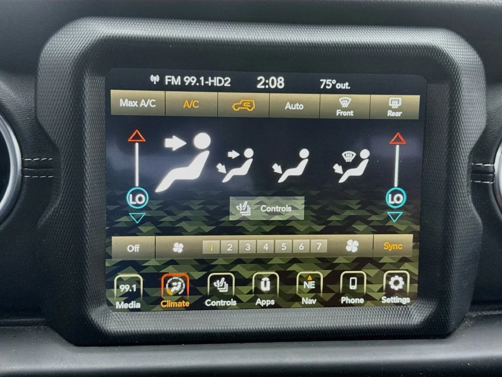 Used 2022 Black Jeep Unlimited Sahara 4xe image 17