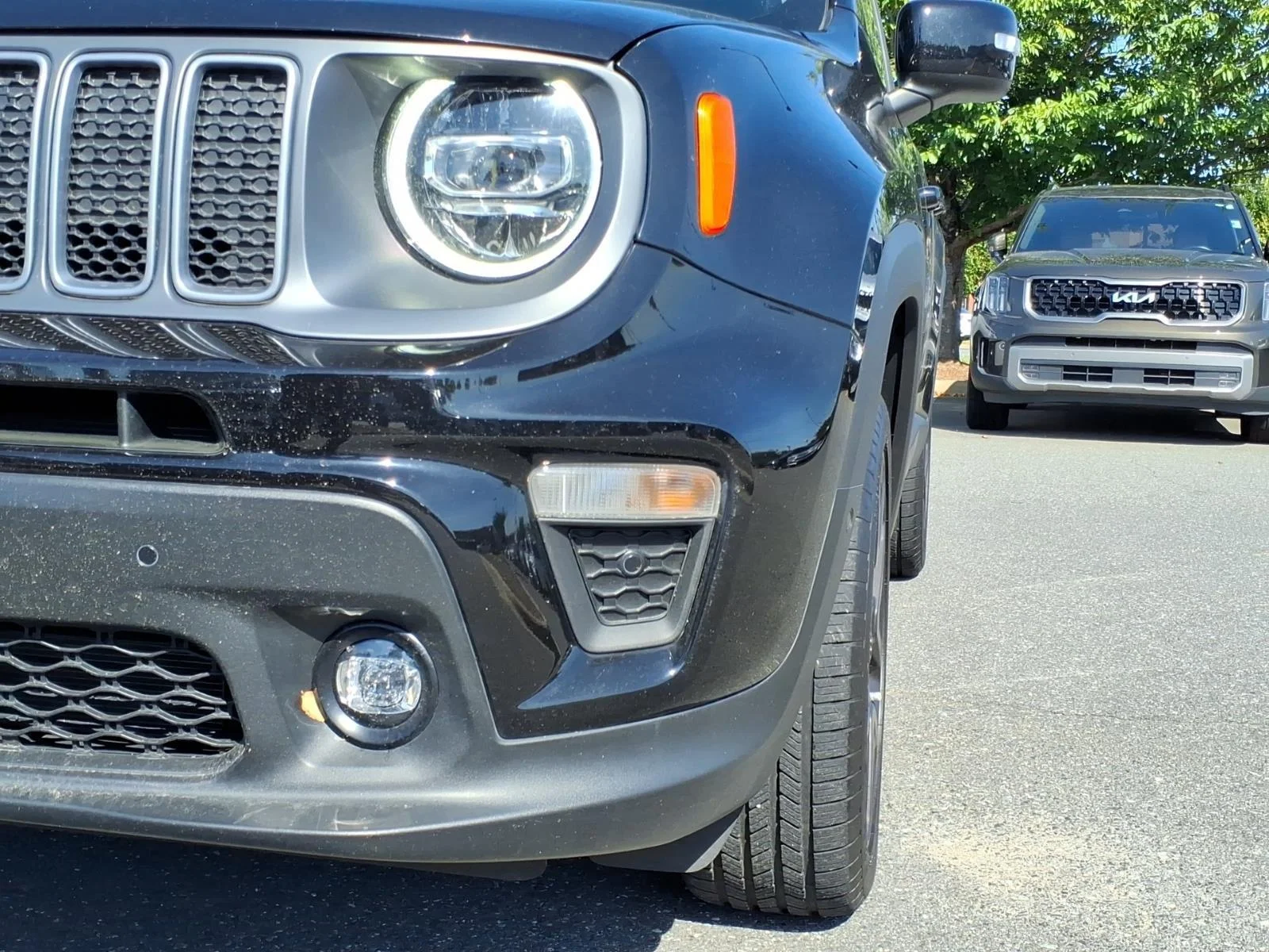 Used 2023 Black Clearcoat Jeep Limited image 16