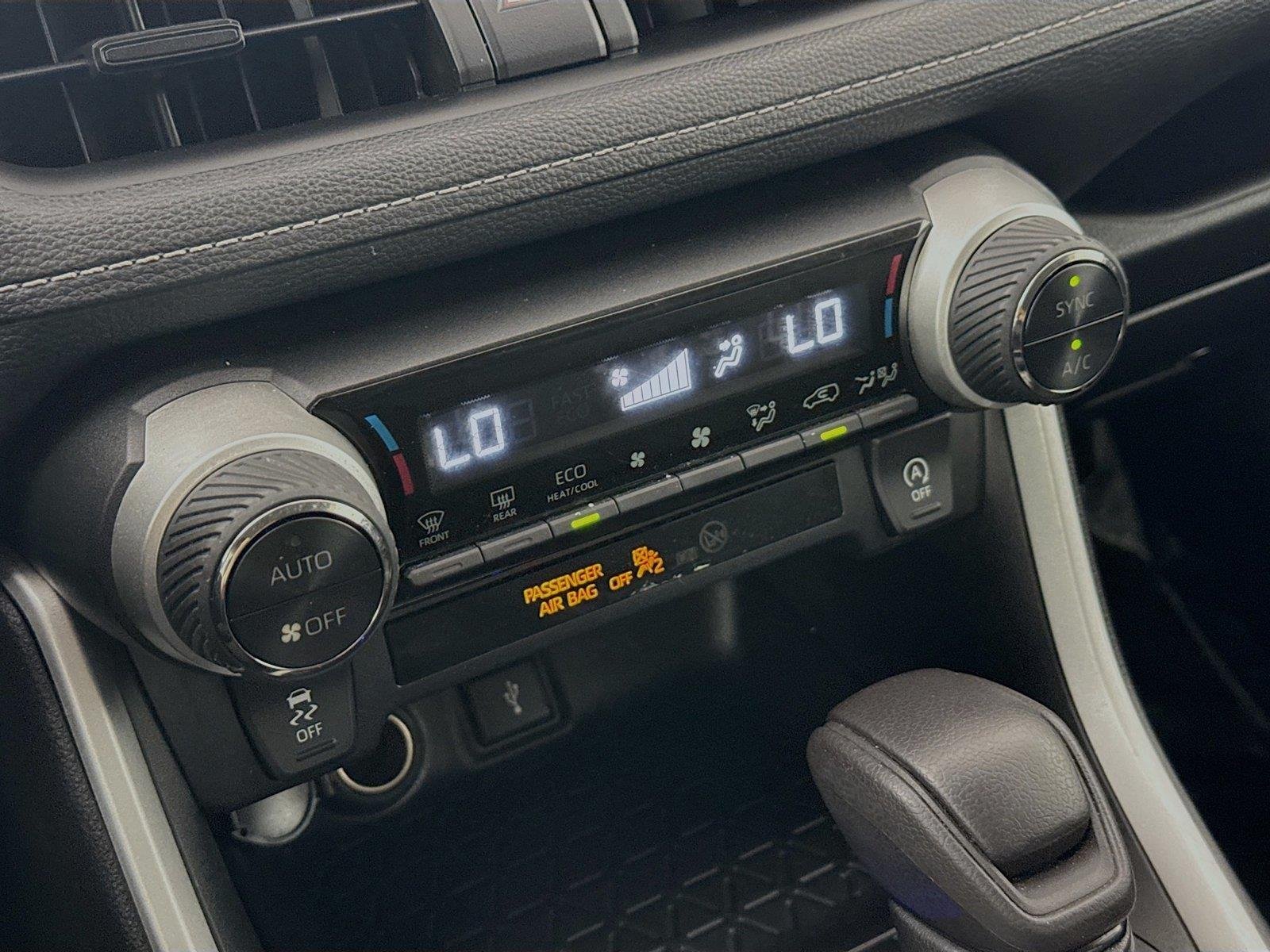 Used 2022 Midnight Black Metallic Toyota XLE image 25