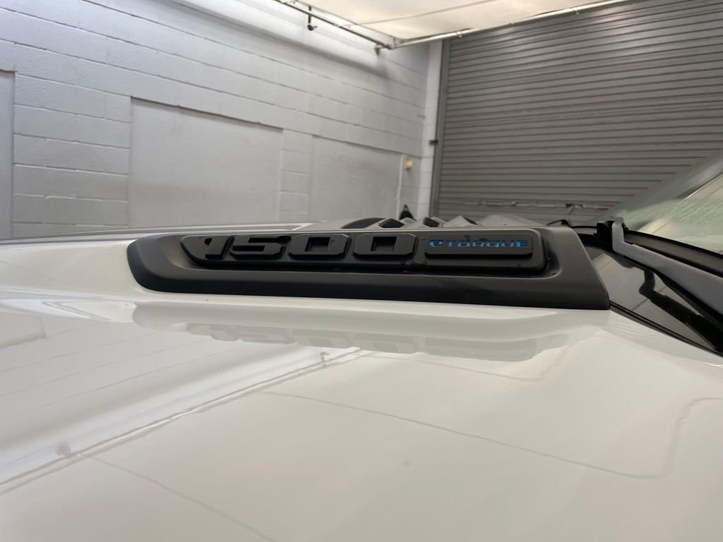 New 2026 Bright White Clear-Coat Exterior Paint RAM Laramie America 250 image 13