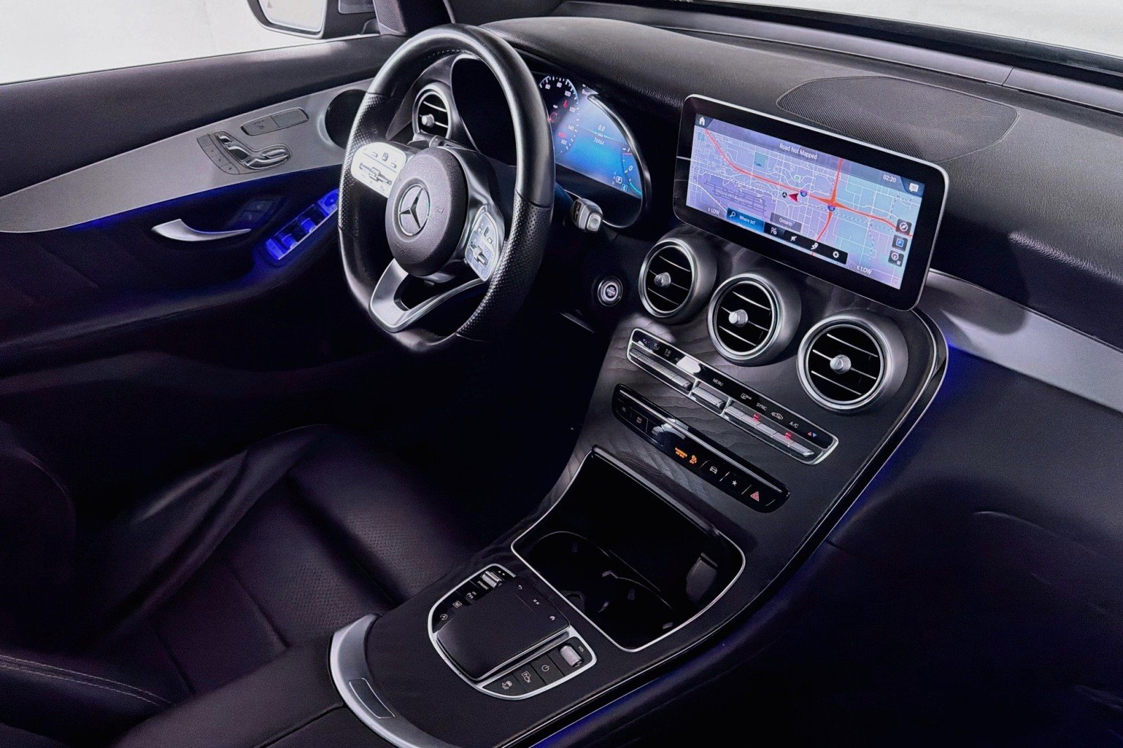 Used 2022 Selenite Grey Metallic Mercedes-Benz GLC 300 image 15